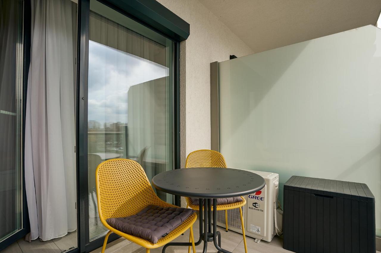 Moon Plaza Deluxe Studios Bucureşti Exterior foto
