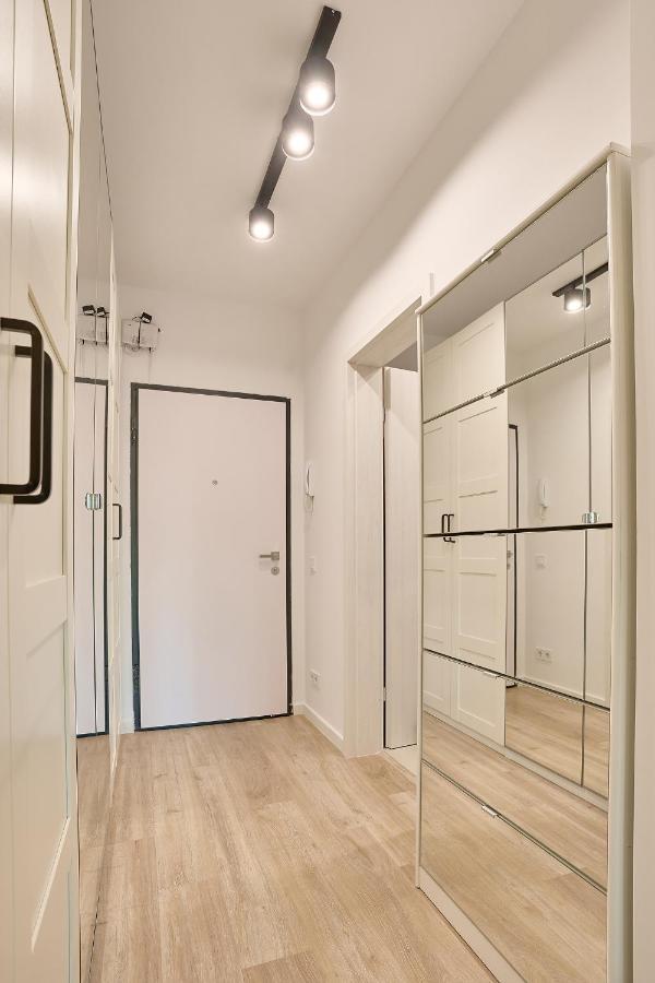 Moon Plaza Deluxe Studios Bucureşti Exterior foto